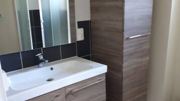 Een douche, een haardroger