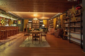 Bar (en la propiedad)