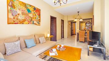 San Esteban 3 | Coin séjour | Télévision à écran plat