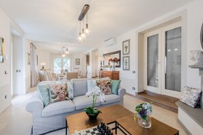 Villa | 5 bedrooms - Villa Grema in Pescaglia (Pescaglia)