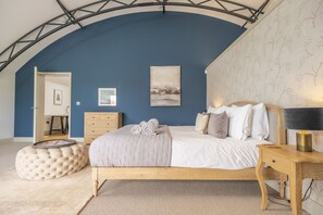4 Schlafzimmer, Bügeleisen/Bügelbrett, Reisekinderbett, Internetzugang
