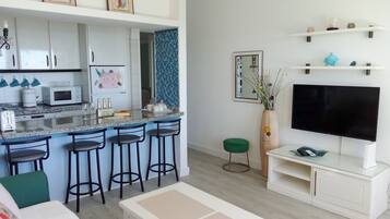 Smart TV, books