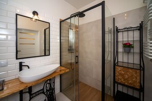 Deluxe-Apartment | Badezimmer