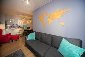 Deluxe Apartment | 2 bedrooms, iron/ironing board, free WiFi