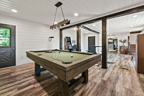 Spielezimmer