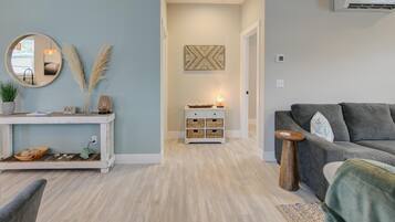 Televisie en een open haard