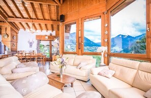 Fireplace - Terrace, balcony, fireplace or stove, parking, tv, 180m², Châtel (Châtel)
