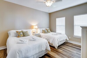 3 bedrooms, travel crib, WiFi, bed sheets