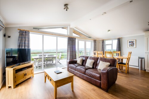 Pitbladdo Holiday Lodge at Cuplahills Farm