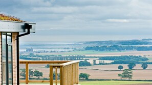 Property grounds - Pitbladdo Holiday Lodge at Cuplahills Farm (St Andrews)