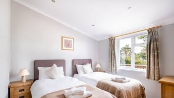 3 chambres, fer et planche Ă repasser, Wi-Fi gratuit, draps fournis