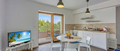 Family Apartment, 2 Bedrooms, Balcony (Apartment Good Life) | Interior