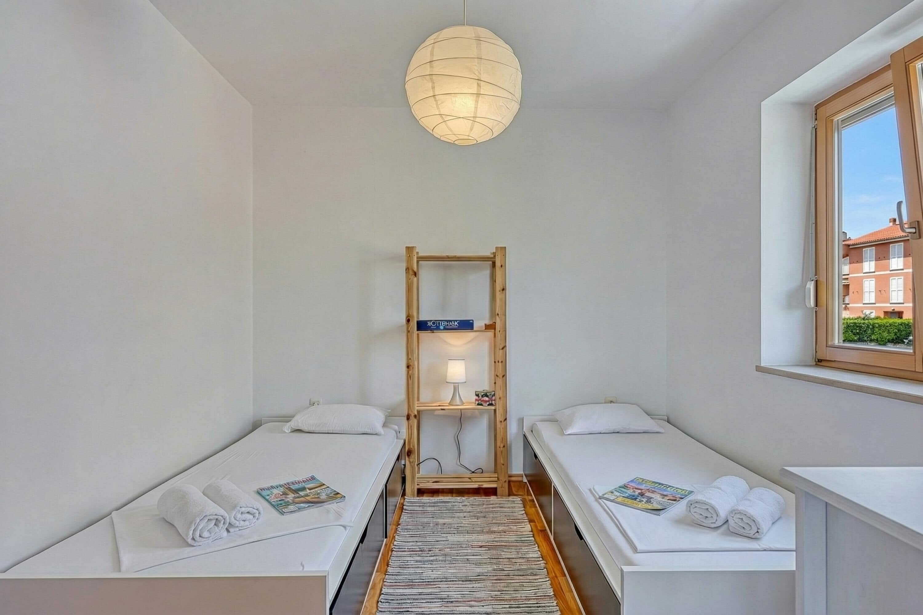 Family Apartment, Multiple Bedrooms (Apartment Good Life) | 2 bedrooms, iron/ironing board, bed sheets