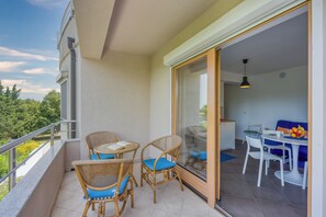 Outdoor dining - Apartment Good Life (Medulin)