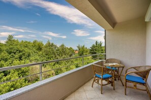 家庭公寓, 多间卧室 (Apartment Good Life) | 室外用餐