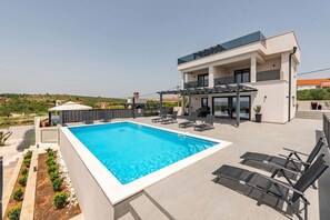 Pool - Villa Katarina (Benkovac)