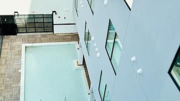 Pool auf dem Dach
