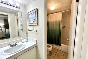 Apartment, 1 Schlafzimmer | Badezimmer | Kostenlose Toilettenartikel, Handtücher