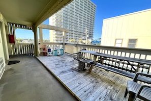 Condo, 1 Bedroom | Property grounds