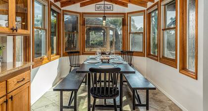 Margaret 5 Bedroom Home by RedAwning