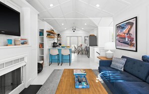 Smart TV, stereo