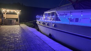 Front of property - evening/night - The Rose 37ft Lakeside Yacht inc Hot Tub (Swansea)