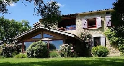 Suite parentale, swimming pool, mountain view, near Mirepoix, Ariège