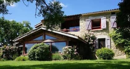 Guest room, La Nougatine, near Mirepoix, Swimming pool, Nature, agrotourism farm