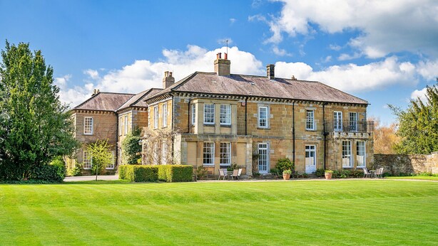 Exterior - Hambleton Hall Apt (Thirsk)