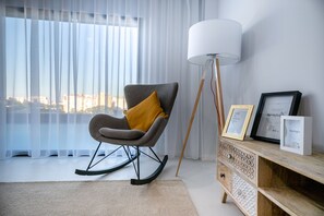 Interior - Cozy and Modern Loft in the city centre (Setúbal)