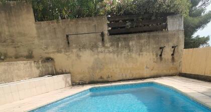 Rez de Jardin de Villa Avec Piscine