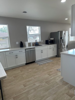 Fridge, microwave, oven, stovetop -  Beach Home on Storm Lake (Lakeside)