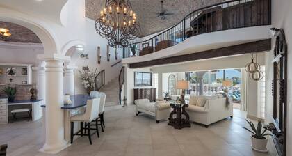 Costa Diamante, Sandy Beach Gated Beach Front Paradise - Just Steps to the Ocean