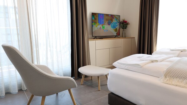 1 chambre, fer et planche à repasser, Wi-Fi, literie fournie