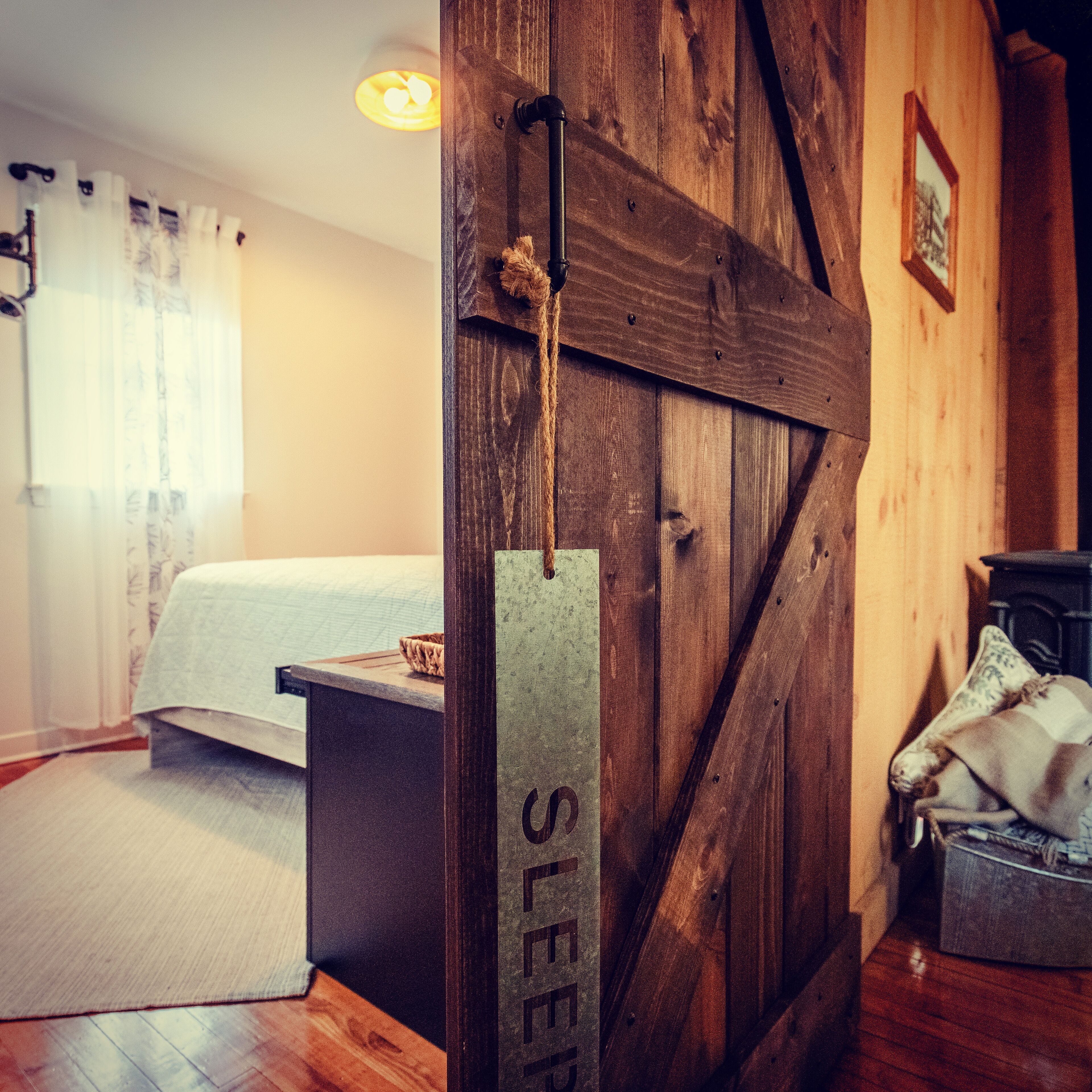 2 Schlafzimmer, Schreibtisch, Bügeleisen/Bügelbrett, kostenloses WLAN