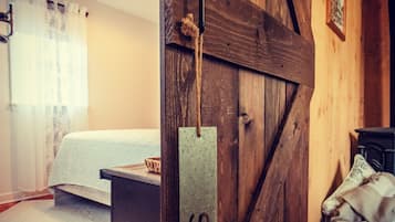 2 Schlafzimmer, Schreibtisch, Bügeleisen/Bügelbrett, kostenloses WLAN