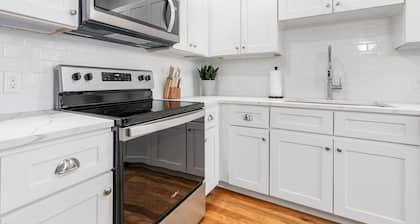 Lavish Apartment over Target in Downtown Auburn - 205
