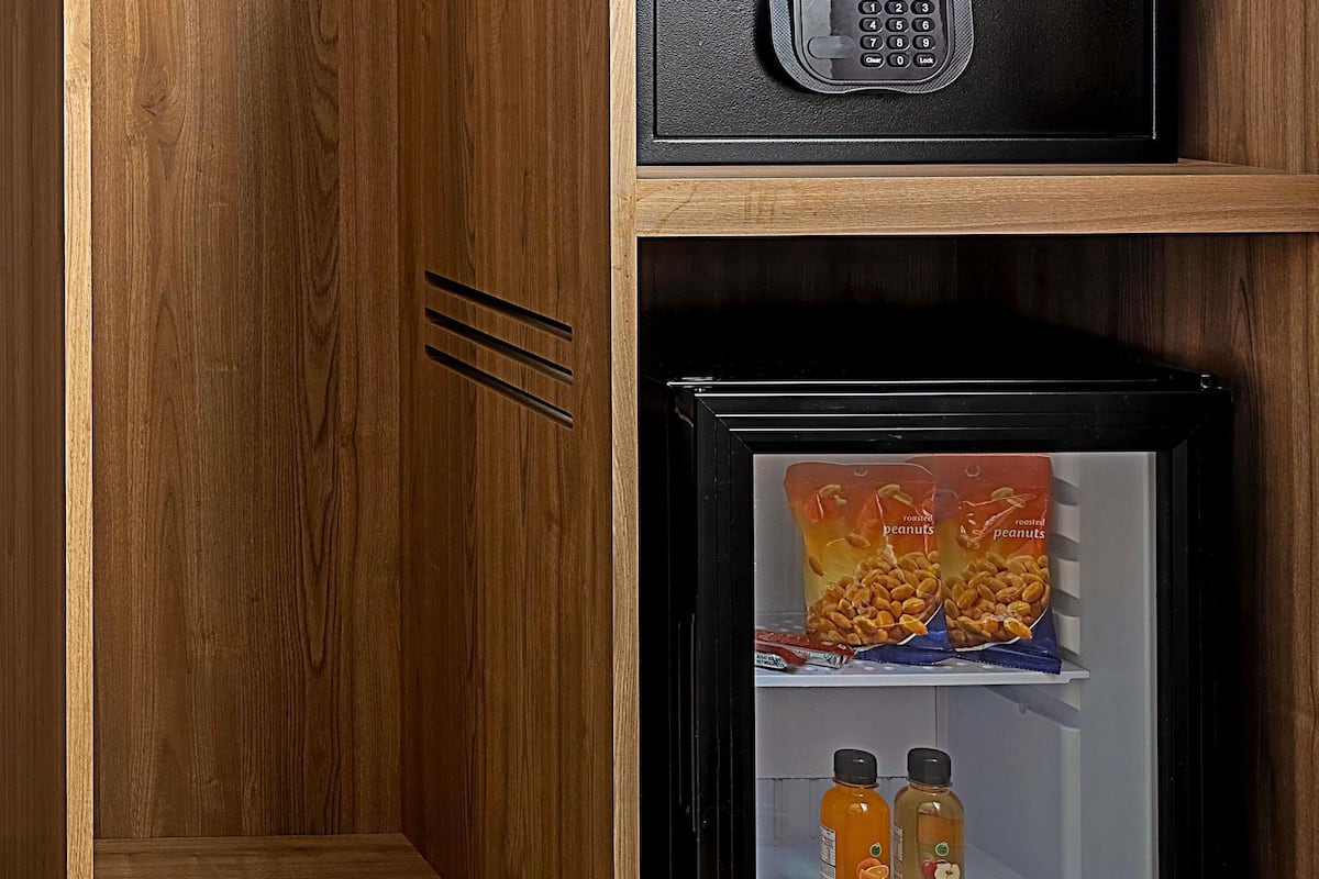 In-room safe, desk, laptop workspace, blackout curtains