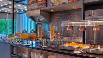 Daily buffet breakfast (MYR 35 per person)