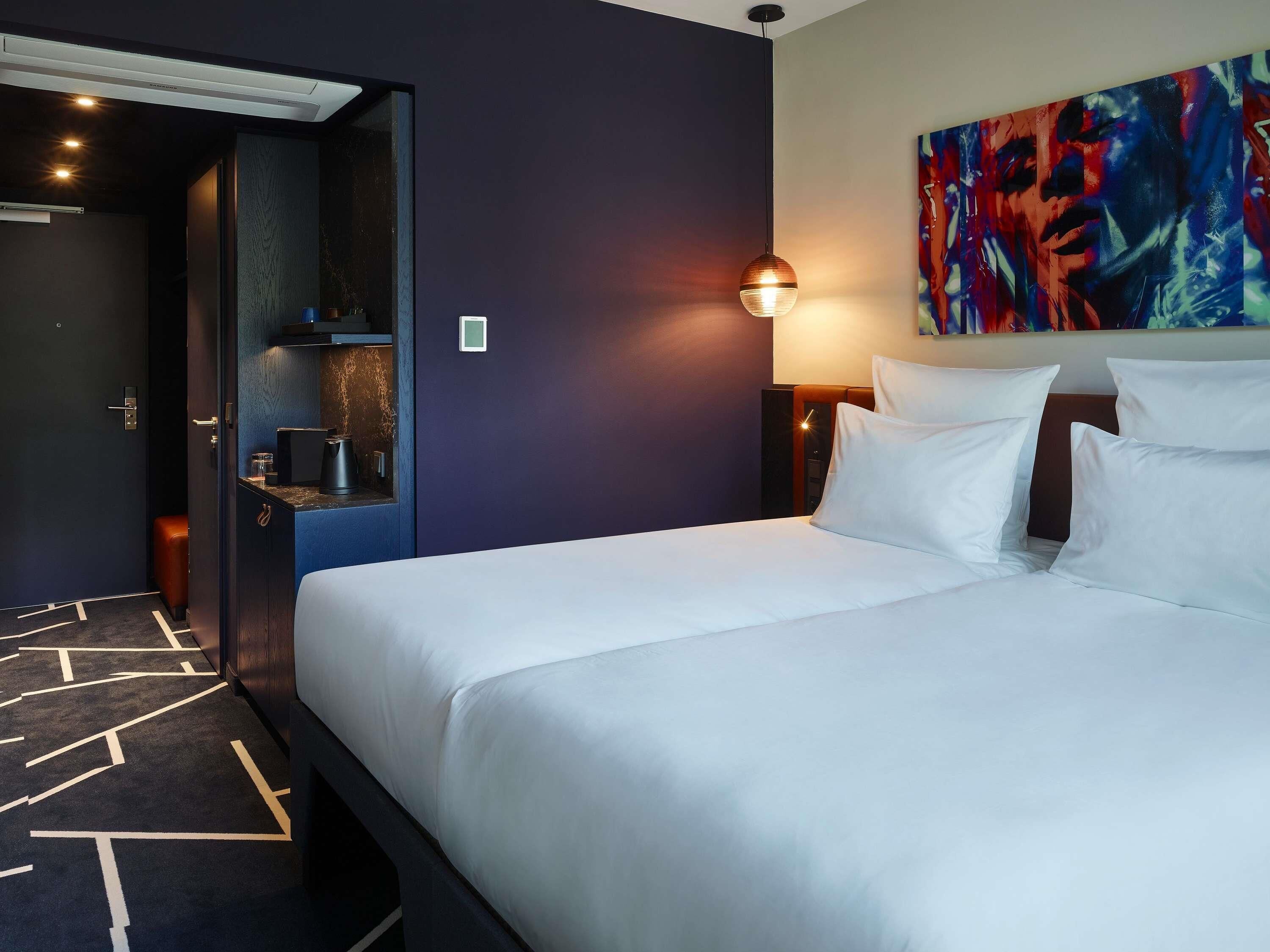 Hochwertige Bettwaren, Daunenbettdecken, Zimmersafe