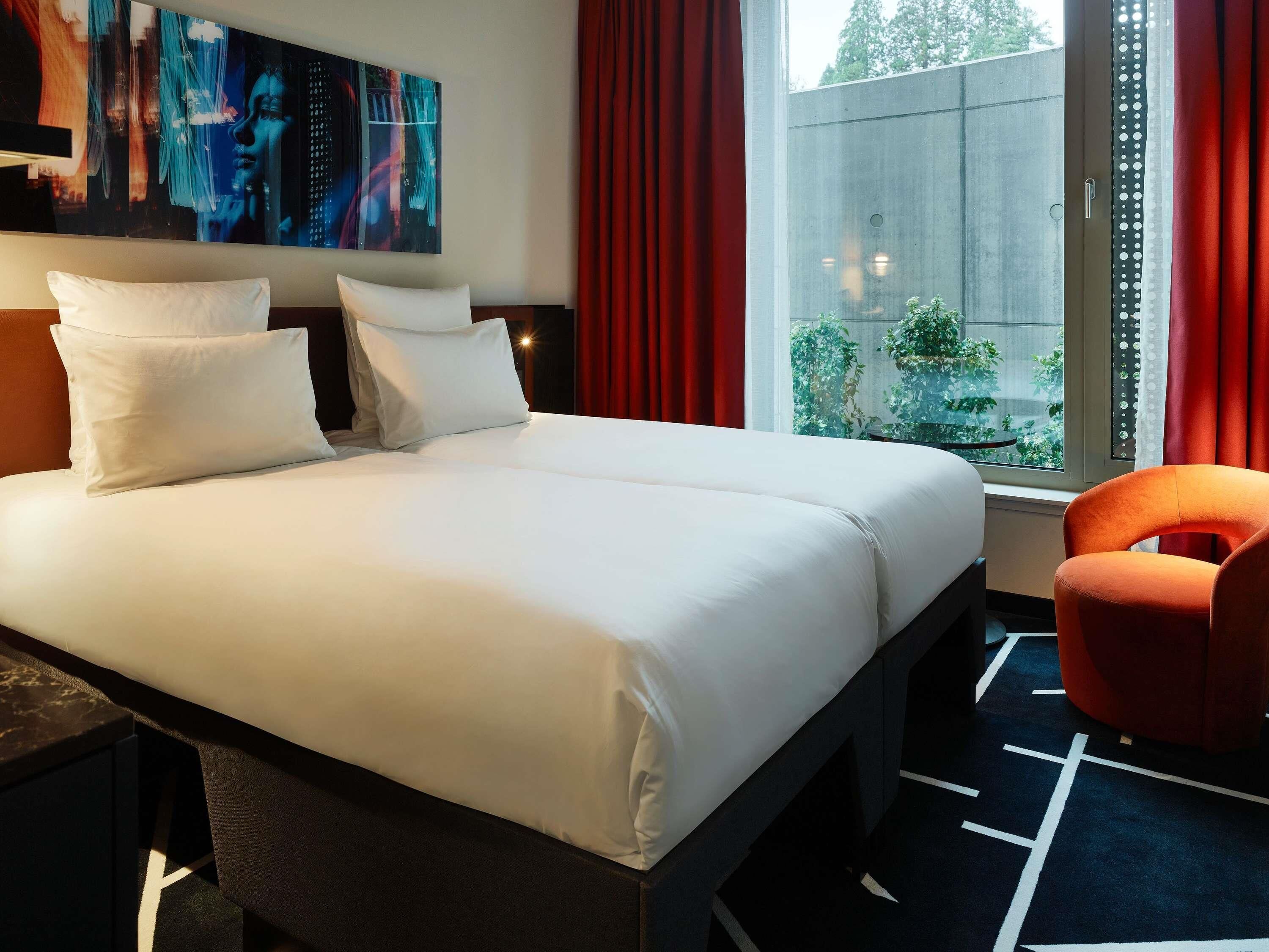 Room, 2 Single Beds | Premium bedding, down duvets, in-room safe, blackout curtains