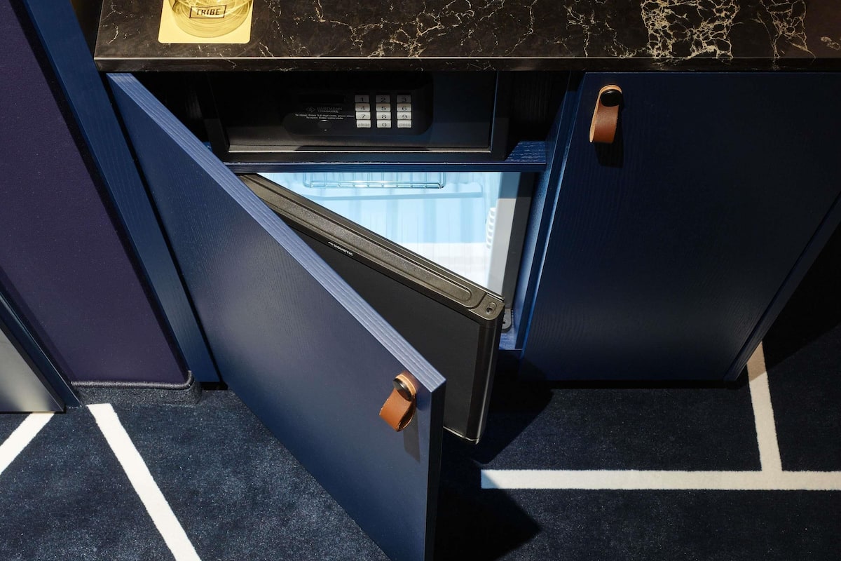 Premium bedding, down duvets, in-room safe, blackout curtains