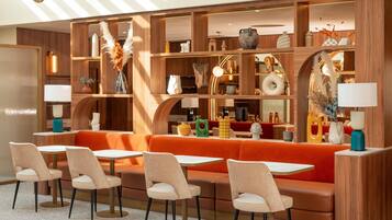 Dagelijks ontbijtbuffet (EUR 20 per persoon)