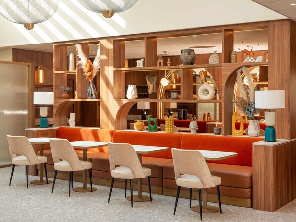 Frukostbuffé varje dag (EUR 20 per person)