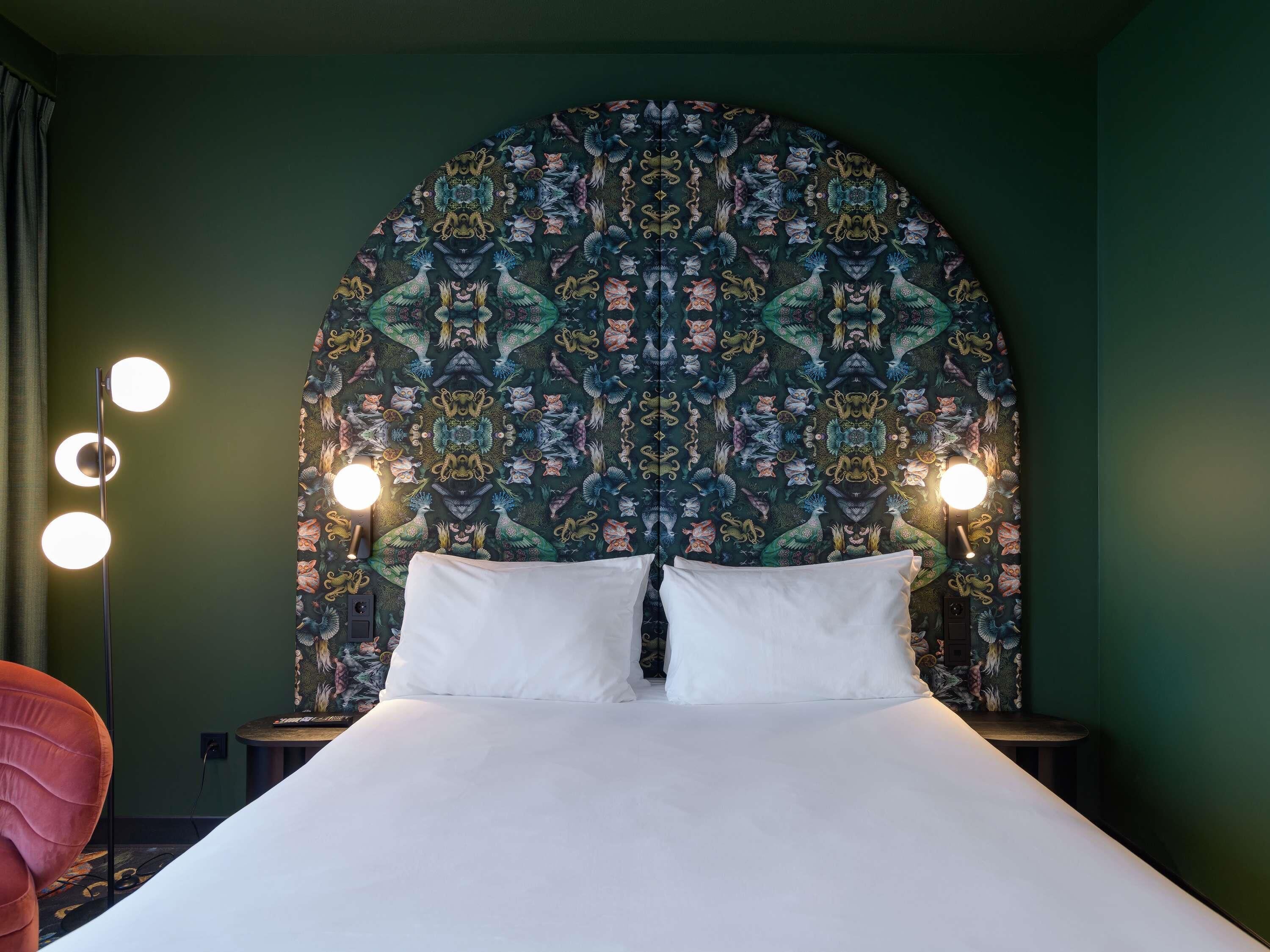 Standard Room, 1 Double Bed | In-room safe, soundproofing, free WiFi, bed sheets