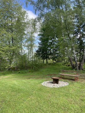 المنطقة المحيطة بالمنشأة