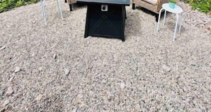 🌾Welcoming Tiny Home! Downtown & Beachy☀️