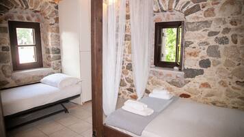 2 Schlafzimmer, Zimmersafe, Bügeleisen/Bügelbrett, kostenloses WLAN