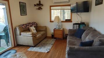 TV connectée, lecteur de DVD, vidéothèque, chaîne hi-fi