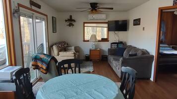 Smart TV, DVD player, video library, stereo